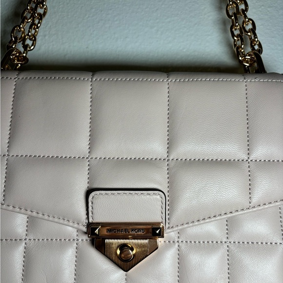 Michael kors soho soft pink LG chain shldr leather purse brand new with tag - Picture 2 of 9